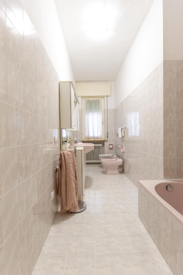 Flower Apartment Mantova Exterior photo